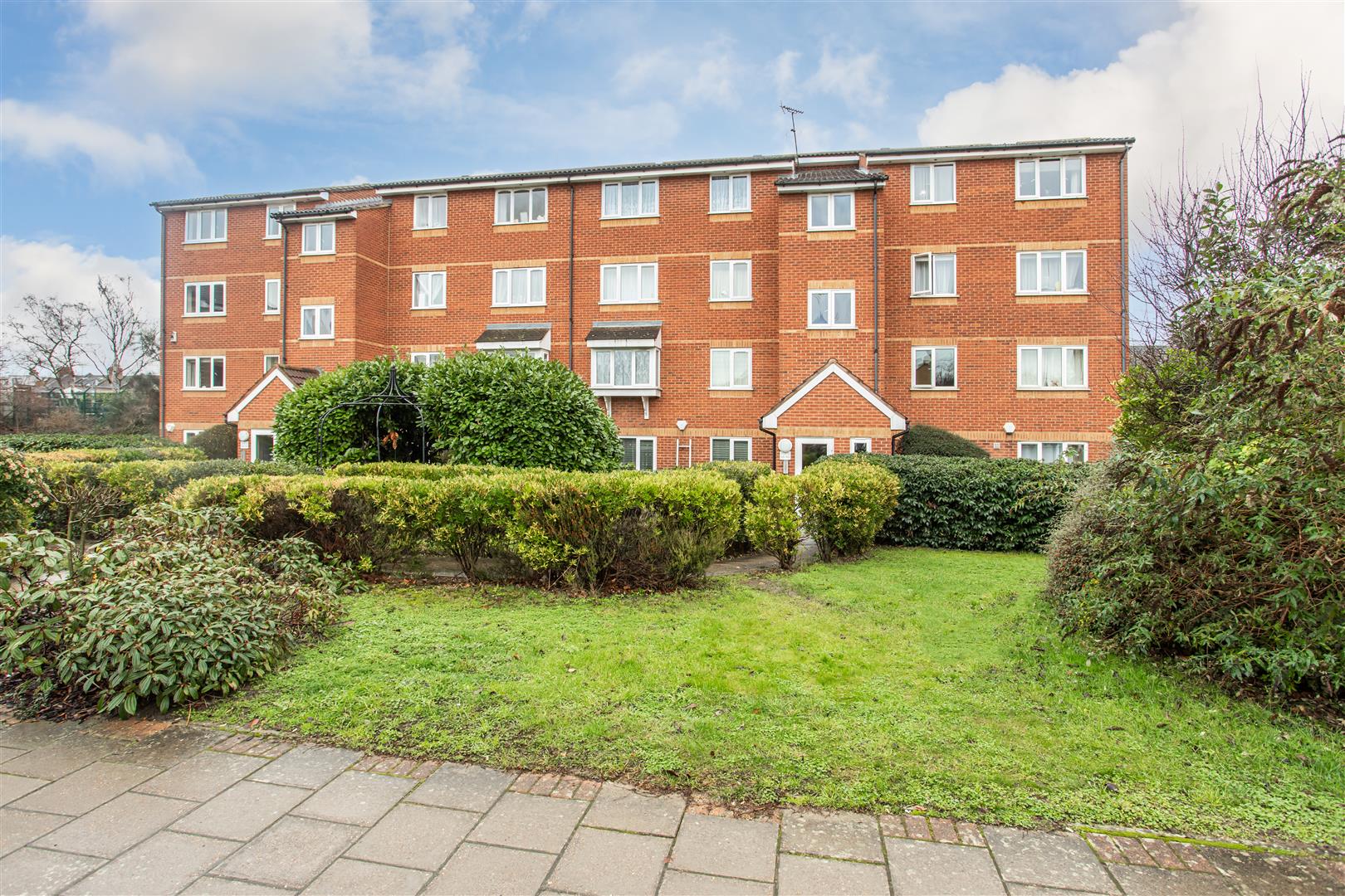 Jack Clow Road, Stratford